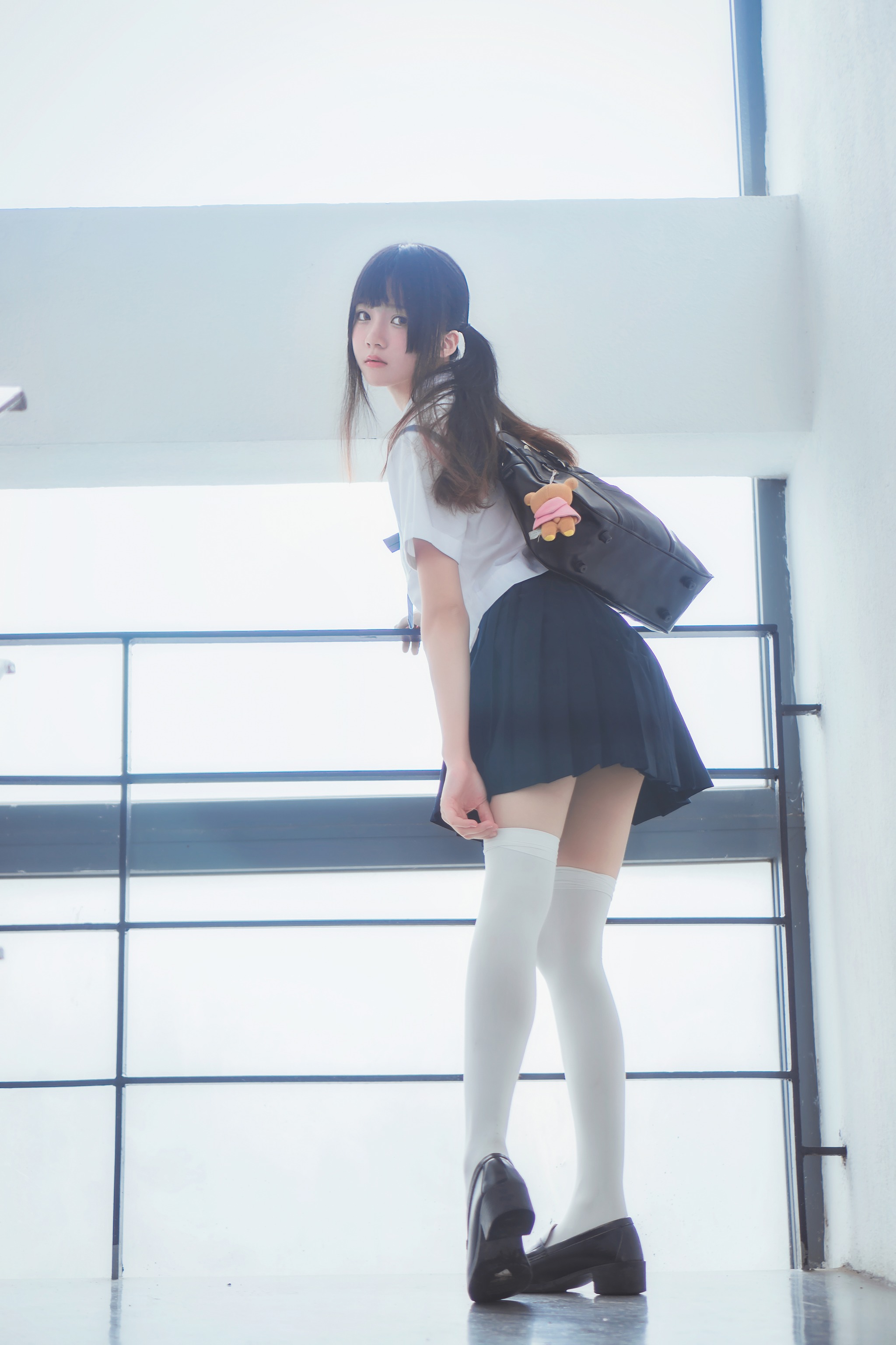 桜桃喵 - NO.003 蓝白水手服 [39P]-XikXak